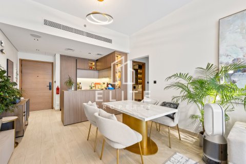 Apartment in Dubai, UAE 2 bedrooms, 105 sq.m. № 659387 - photo 6