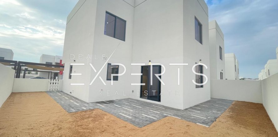 Vila na Yas Island, Abu Dhabi, SAE 4 ložnice, 315 m² Č.: 566224
