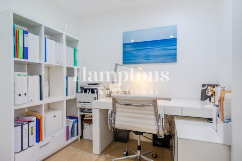 Wohnung zur Miete in Palm Jumeirah, Dubai, VAE 3 Schlafzimmer, 204.56961891 m2 Nr. 693471 - Foto 11