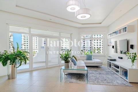 Wohnung zur Miete in Palm Jumeirah, Dubai, VAE 3 Schlafzimmer, 204.56961891 m2 Nr. 693471 - Foto 10