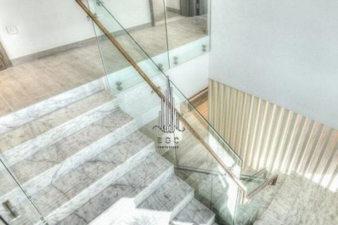 Vila na Yas Island, Abu Dhabi, SAE 3 ložnice, 365.8 m² Č.: 544460 - fotografie 12