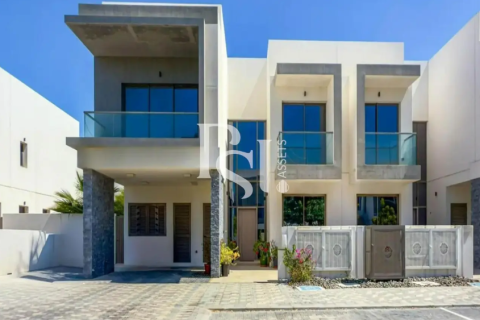 Kuća u nizu na Yas Island, Abu Dhabi, UAE 4 spavaćih soba, 355 m2 Br. 716964 - fotografija 1