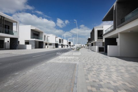 Kuća u nizu na Yas Island, Abu Dhabi, UAE 4 spavaćih soba, 355 m2 Br. 716964 - fotografija 7