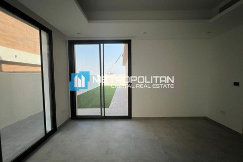 Huvila Saadiyat Island, Abu Dhabi, Arabiemiraatit 4 makuuhuonetta, 629.3 m2 № 651892 - kuva 8