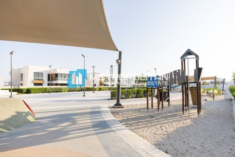 Huvila Saadiyat Island, Abu Dhabi, Arabiemiraatit 4 makuuhuonetta, 629.3 m2 № 651892 - kuva 27