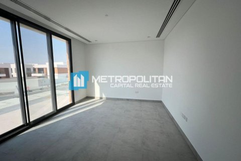 Huvila Saadiyat Island, Abu Dhabi, Arabiemiraatit 4 makuuhuonetta, 629.3 m2 № 651892 - kuva 9