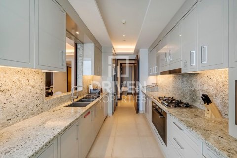Downtown Dubai (Downtown Burj Dubai), Dubai, UAE의 임대용 아파트 침실 3개, 187.76제곱미터 번호 745004 - 사진 11