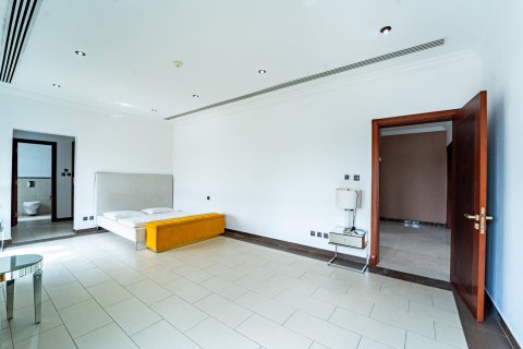 Villa til salgs i Dubai, Emiratene 5 soverom, 640 kvm Nr. 758484 - Foto 25