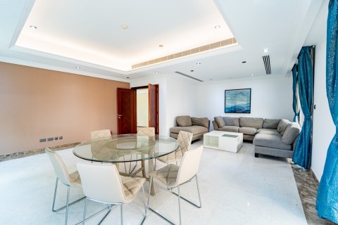 Villa til salgs i Dubai, Emiratene 5 soverom, 640 kvm Nr. 758484 - Foto 12