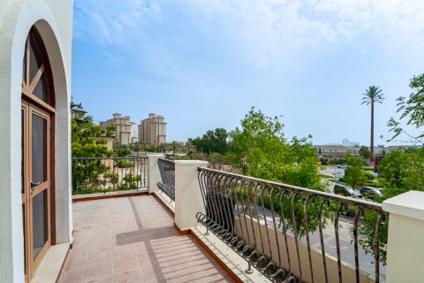Villa til salgs i Dubai, Emiratene 5 soverom, 640 kvm Nr. 758484 - Foto 29