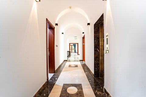 Villa til salgs i Dubai, Emiratene 5 soverom, 640 kvm Nr. 758484 - Foto 7