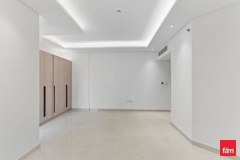 Appartement te huur in Dubai, VAE 2 slaapkamers, 132 vr.m., nr 645887 - foto 2