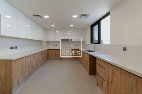 Willa do wynajęcia w Yas Island, Abu Dhabi, ZEA 5 sypialnie, 469.72 mkw., nr 753598 - zdjęcie 4