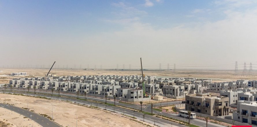 Land in Jebel Ali, Dubai, UAE 900 sq.m. № 422069