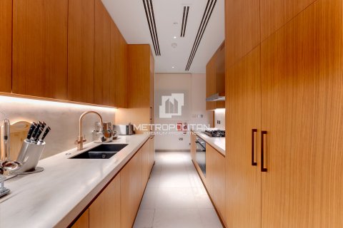 Apartamento para arrendamento em Jumeirah, Dubai, EAU 3 quartos, 267 m2 № 433033 - foto 7