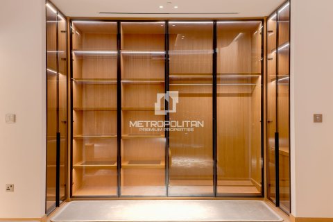 Apartamento para arrendamento em Jumeirah, Dubai, EAU 3 quartos, 267 m2 № 433033 - foto 21