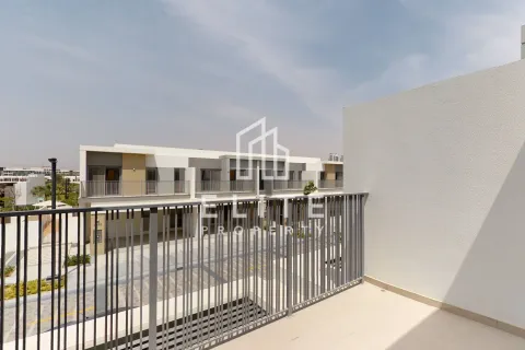 Villa à Tilal Al Ghaf, Dubai, EAU: 3 chambres № 681800