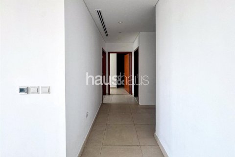 Appartamento in affitto a The Hills, Dubai, EAU 2 camere da letto, 132 mq. № 626862 - foto 17