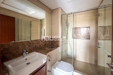 Appartamento in affitto a The Hills, Dubai, EAU 2 camere da letto, 132 mq. № 626862 - foto 8