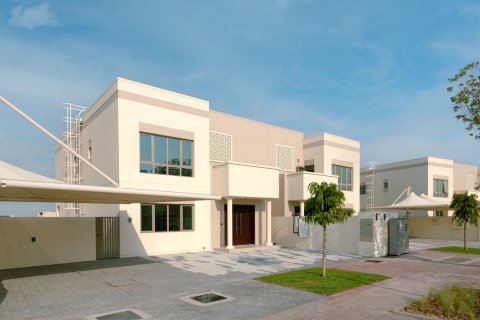 Vila u gradu Jebel Ali, Dubai, UAE 4 spavaće sobe, 290.04 m2 Br. 750705 - Slika 29