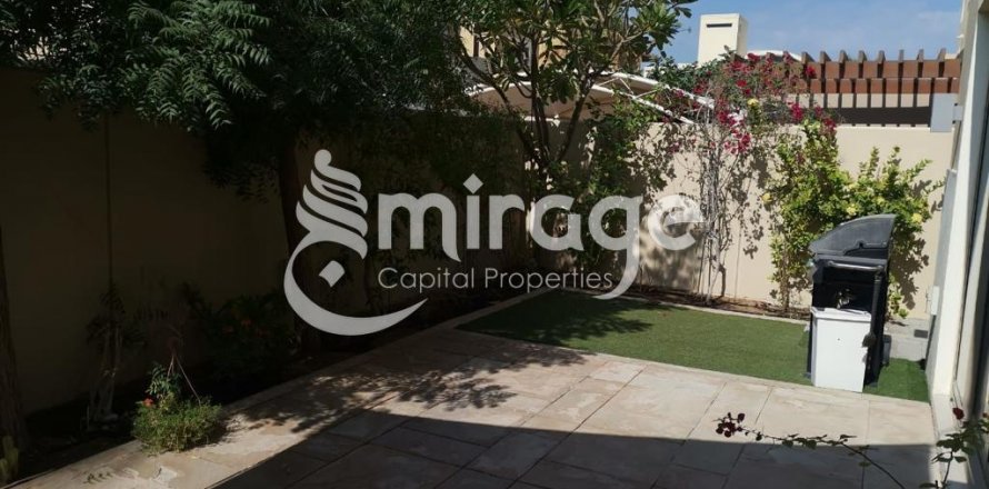 Řadový dům v Al Raha Gardens, Abu Dhabi, SAE 4 ložnice, 301.6 m² Č.: 550668