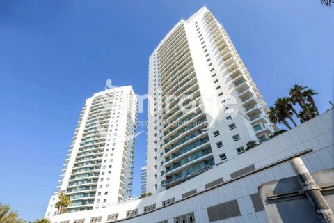 Apartment in Al Reem Island, Abu Dhabi, UAE 2 bedrooms, 125.9 sq.m. № 550666 - photo 1
