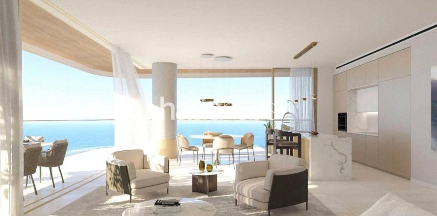 Apartment in Palm Jumeirah, Dubai, UAE 2 bedrooms, 161 sq.m. № 626243