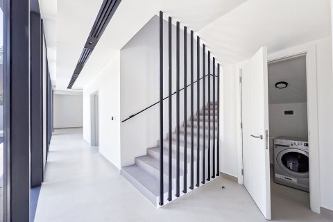 Tilal City, Sharjah, UAE의 판매용 빌라 침실 5개, 509.29제곱미터 번호 749297 - 사진 8