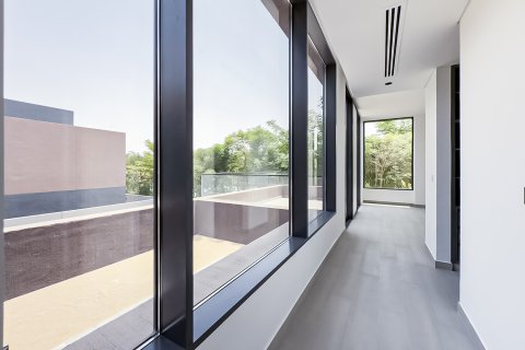 Tilal City, Sharjah, UAE의 판매용 빌라 침실 5개, 509.29제곱미터 번호 749297 - 사진 16