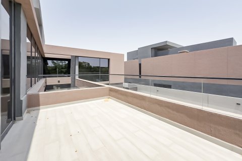 Tilal City, Sharjah, UAE의 판매용 빌라 침실 5개, 509.29제곱미터 번호 749297 - 사진 19