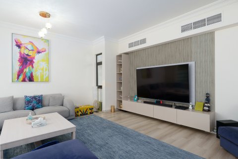 Willa na sprzedaż w Dubai, ZEA 6 sypialnie, 425.5 mkw., nr 749299 - zdjęcie 3