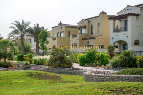 Rumah bandar di Mirdif, Dubai, UAE 3 bilik tidur, 353 meter persegi № 593794 - foto 12