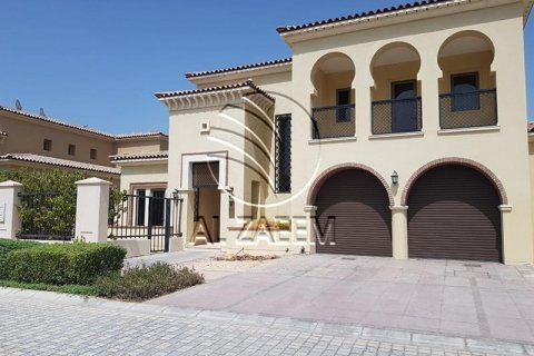 Vila na Saadiyat Island, Abu Dhabi, SAE 5 ložnice, 1089 m² Č.: 615977 - fotografie 1