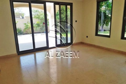 Vila na Saadiyat Island, Abu Dhabi, SAE 5 ložnice, 1089 m² Č.: 615977 - fotografie 6