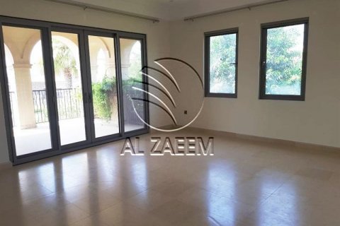 Vila na Saadiyat Island, Abu Dhabi, SAE 5 ložnice, 1089 m² Č.: 615977 - fotografie 4