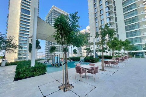 Apartmen di Dubai Harbour, UAE 1 bilik tidur, 59.1 meter persegi № 621469 - foto 17