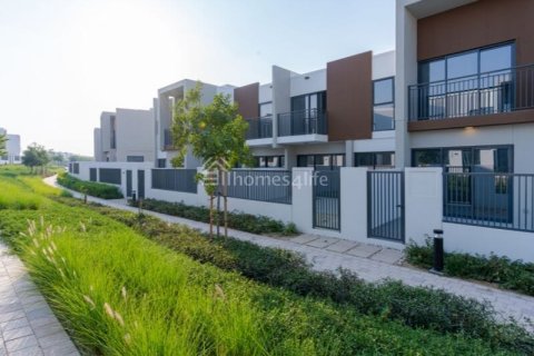 Villa till försäljning i Dubai Land, Dubai, UAE 4 sovrum, 383 kvm Nr. 690836 - fotografi 5