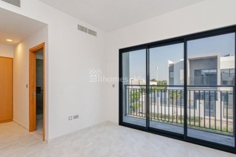 Villa till försäljning i Dubai Land, Dubai, UAE 4 sovrum, 383 kvm Nr. 690836 - fotografi 14