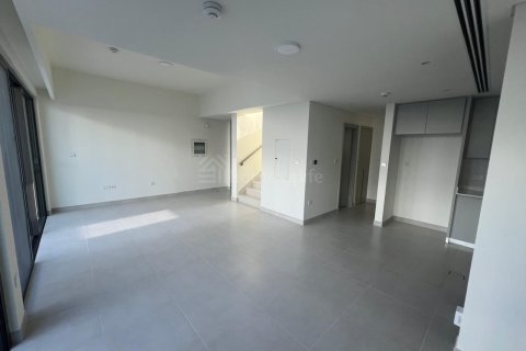 Vila di The Valley, Dubai, UAE 3 bilik tidur, 174 meter persegi № 690835 - foto 8