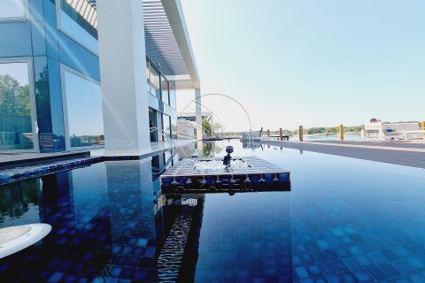 Vilë në Nurai Island, Abu Dhabi, Emiratet e Bashkuara Arabe 4 dhoma gjumi, 836 m2. № 614964 - Foto 1