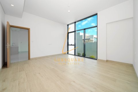 Vilë në Al Furjan, Dubai, Emiratet e Bashkuara Arabe 5 dhoma gjumi, 624 m2. № 694618 - Foto 26
