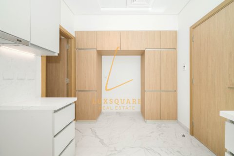 Vilë në Al Furjan, Dubai, Emiratet e Bashkuara Arabe 5 dhoma gjumi, 624 m2. № 694618 - Foto 19