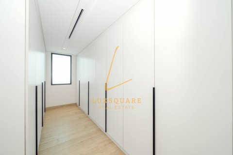 Vilë në Al Furjan, Dubai, Emiratet e Bashkuara Arabe 5 dhoma gjumi, 624 m2. № 694618 - Foto 30
