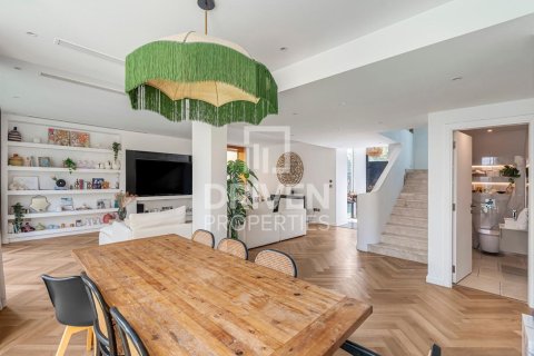 Müüa villa asukohaga Jumeirah Park, Dubai, AÜE: 4 magamistoaga, 510 m² Nr 653167 - pilt 5