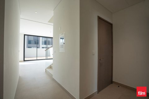 Villa til leje i Dubai, UAE 4 soveværelser, 398 kvm № 686004 - foto 7