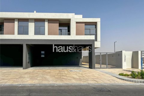 فيلا للإيجار في Dubai South (Dubai World Central)، دبي، الإمارات العربية المتحدة 4 غرفة نوم ، 306 متر مربع ، رقم 627113 - صورة 1