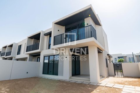 Jebel Ali, Dubai, BAE’de satılık sıra ev 4 yatak odası, 362.41 m&sup2; No 743501 - fotoğraf 4