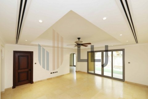 Townhouse on the Saadiyat Island, Abu Dhabi, UAE 4 bedrooms, 381 sq.m. № 573933 - photo 3