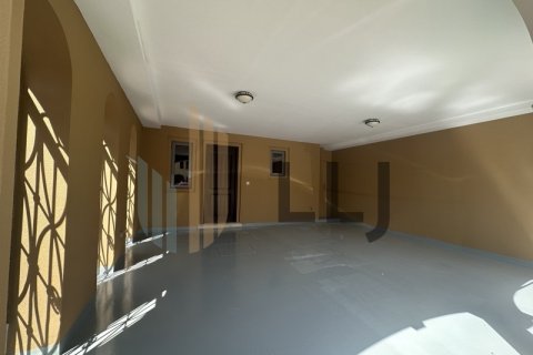 Townhouse on the Saadiyat Island, Abu Dhabi, UAE 4 bedrooms, 381 sq.m. № 573933 - photo 14