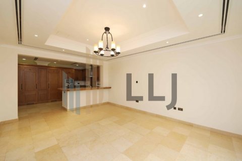Townhouse on the Saadiyat Island, Abu Dhabi, UAE 4 bedrooms, 381 sq.m. № 573933 - photo 5